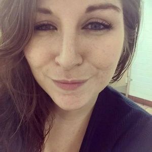 Meet your Posher, Michennalennae